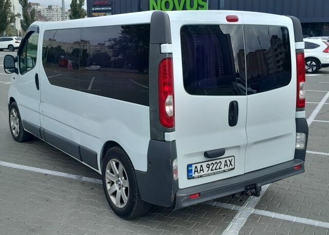 Белый Опель Виваро, объемом двигателя 2 л и пробегом 189 тыс. км за 9200 $, фото 11 на Automoto.ua