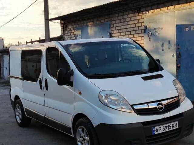 Білий Опель Віваро, об'ємом двигуна 2 л та пробігом 230 тис. км за 7300 $, фото 7 на Automoto.ua