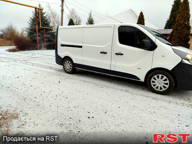 Білий Опель Віваро, об'ємом двигуна 16 л та пробігом 295 тис. км за 13000 $, фото 5 на Automoto.ua