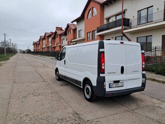 Білий Опель Віваро, об'ємом двигуна 2 л та пробігом 302 тис. км за 9399 $, фото 3 на Automoto.ua