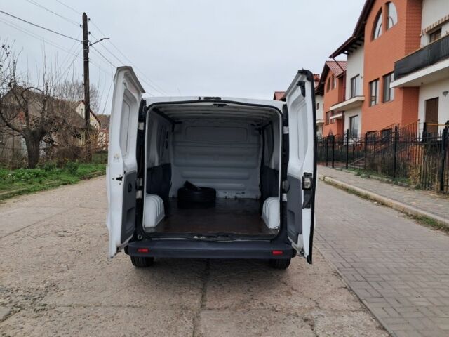 Білий Опель Віваро, об'ємом двигуна 2 л та пробігом 302 тис. км за 9399 $, фото 15 на Automoto.ua