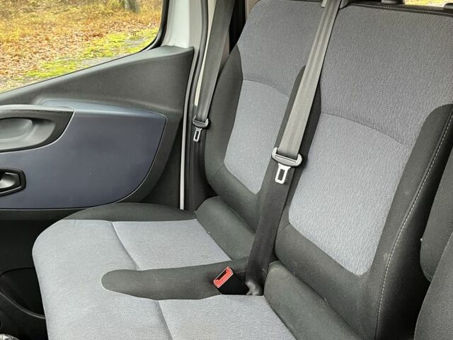 Білий Опель Віваро, об'ємом двигуна 1.6 л та пробігом 253 тис. км за 15500 $, фото 20 на Automoto.ua