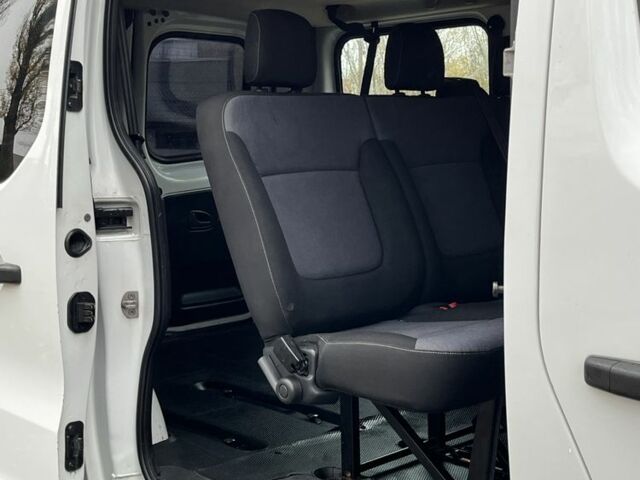 Білий Опель Віваро, об'ємом двигуна 1.6 л та пробігом 253 тис. км за 15500 $, фото 8 на Automoto.ua