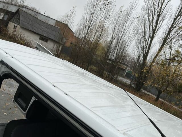 Білий Опель Віваро, об'ємом двигуна 1.6 л та пробігом 253 тис. км за 15500 $, фото 22 на Automoto.ua