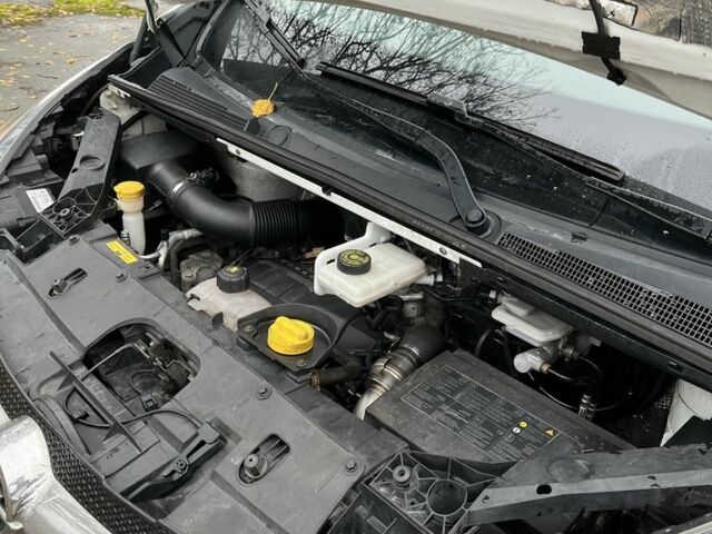 Білий Опель Віваро, об'ємом двигуна 1.6 л та пробігом 253 тис. км за 15500 $, фото 23 на Automoto.ua