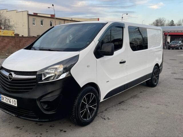 Белый Опель Виваро, объемом двигателя 1.6 л и пробегом 304 тыс. км за 13500 $, фото 1 на Automoto.ua