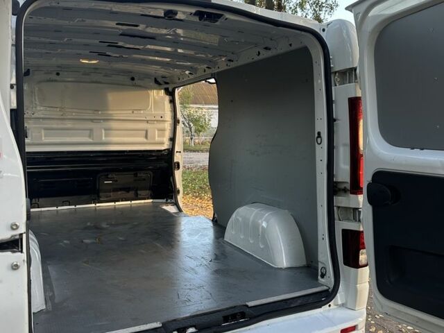 Белый Опель Виваро, объемом двигателя 1.6 л и пробегом 152 тыс. км за 394 $, фото 14 на Automoto.ua