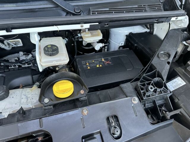 Белый Опель Виваро, объемом двигателя 1.6 л и пробегом 152 тыс. км за 394 $, фото 19 на Automoto.ua