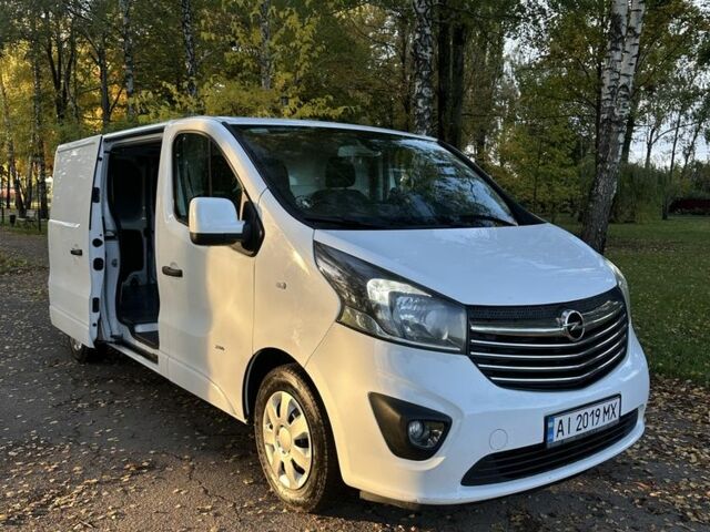Белый Опель Виваро, объемом двигателя 1.6 л и пробегом 152 тыс. км за 394 $, фото 2 на Automoto.ua