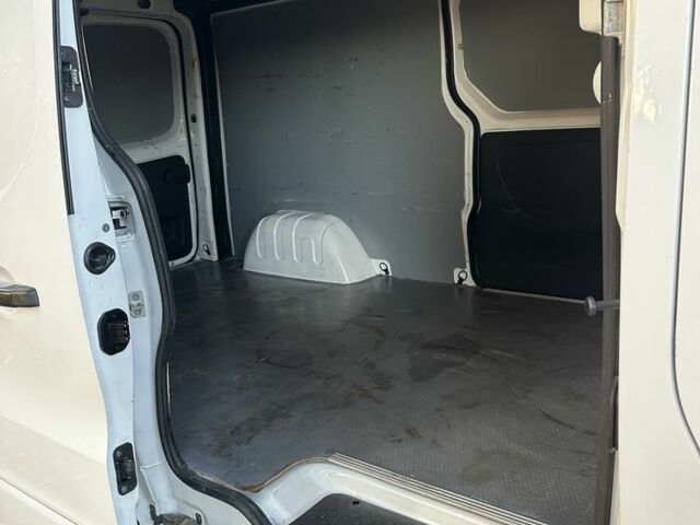 Белый Опель Виваро, объемом двигателя 1.6 л и пробегом 152 тыс. км за 394 $, фото 17 на Automoto.ua