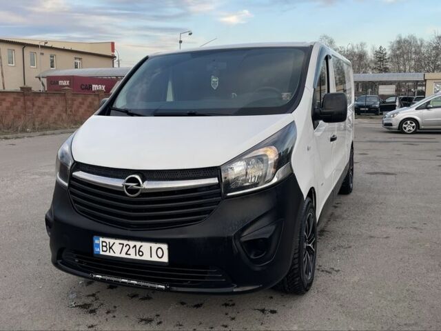Белый Опель Виваро, объемом двигателя 1.6 л и пробегом 304 тыс. км за 13500 $, фото 3 на Automoto.ua