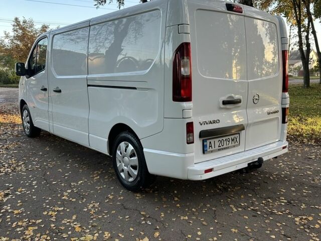 Белый Опель Виваро, объемом двигателя 1.6 л и пробегом 152 тыс. км за 394 $, фото 3 на Automoto.ua