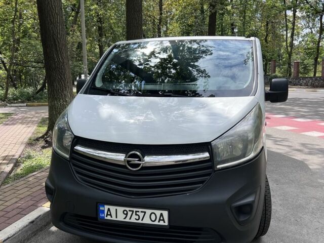 Білий Опель Віваро, об'ємом двигуна 1.6 л та пробігом 302 тис. км за 13000 $, фото 3 на Automoto.ua
