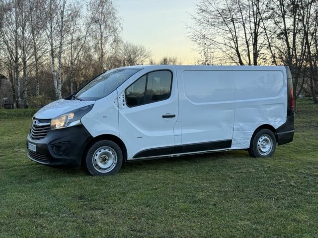 Белый Опель Виваро, объемом двигателя 1.6 л и пробегом 210 тыс. км за 7500 $, фото 5 на Automoto.ua