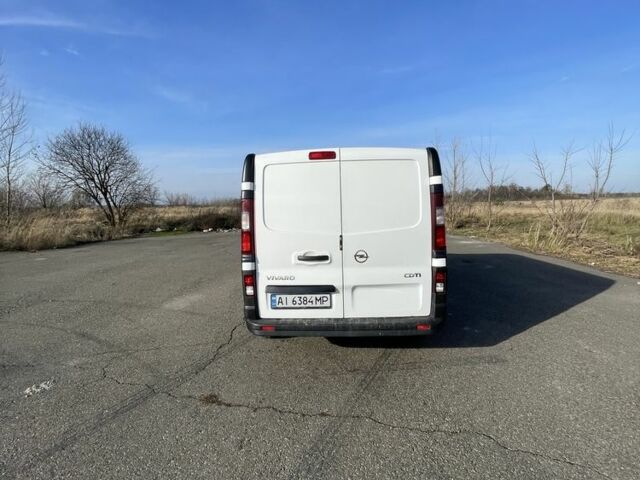 Белый Опель Виваро, объемом двигателя 1.6 л и пробегом 268 тыс. км за 9700 $, фото 1 на Automoto.ua