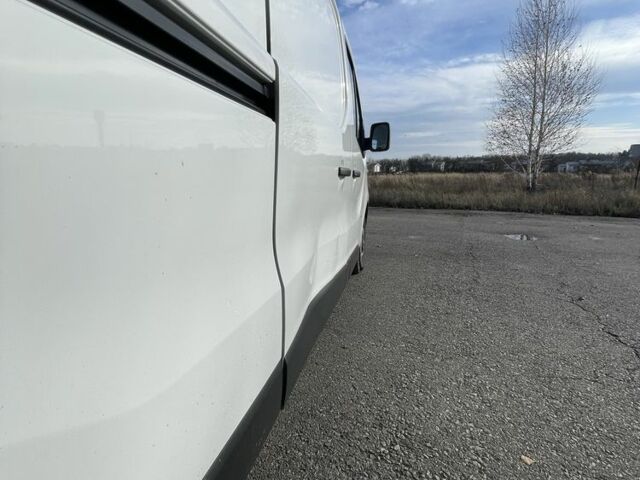 Белый Опель Виваро, объемом двигателя 1.6 л и пробегом 268 тыс. км за 9700 $, фото 10 на Automoto.ua