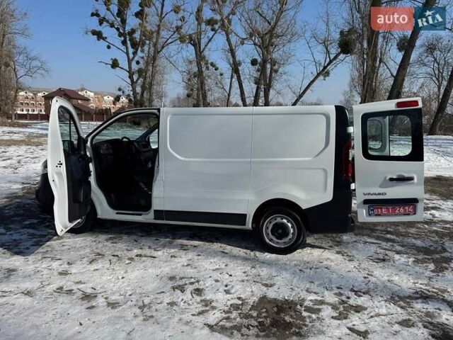 Белый Опель Виваро, объемом двигателя 1.6 л и пробегом 223 тыс. км за 14500 $, фото 58 на Automoto.ua