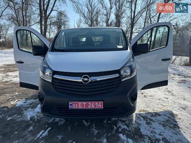 Белый Опель Виваро, объемом двигателя 1.6 л и пробегом 223 тыс. км за 14500 $, фото 47 на Automoto.ua