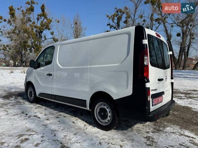 Белый Опель Виваро, объемом двигателя 1.6 л и пробегом 223 тыс. км за 14500 $, фото 13 на Automoto.ua