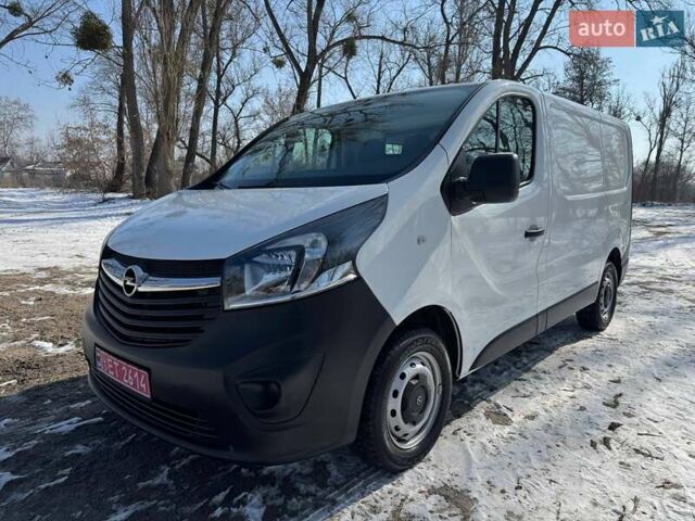 Белый Опель Виваро, объемом двигателя 1.6 л и пробегом 223 тыс. км за 14500 $, фото 8 на Automoto.ua
