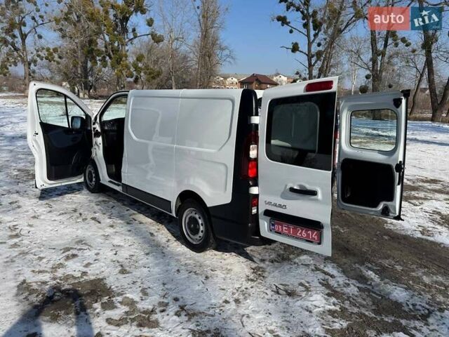 Белый Опель Виваро, объемом двигателя 1.6 л и пробегом 223 тыс. км за 14500 $, фото 64 на Automoto.ua