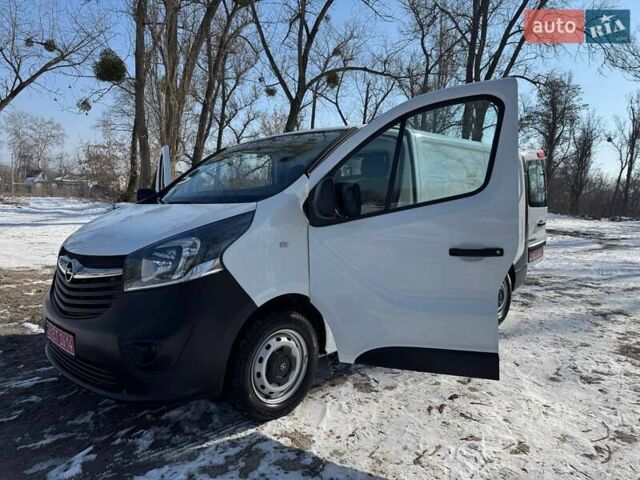 Белый Опель Виваро, объемом двигателя 1.6 л и пробегом 223 тыс. км за 14500 $, фото 59 на Automoto.ua