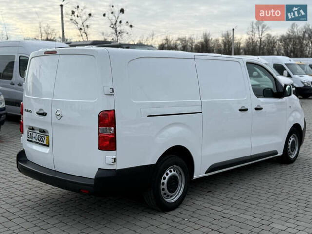 Белый Опель Виваро, объемом двигателя 2 л и пробегом 93 тыс. км за 17500 $, фото 4 на Automoto.ua