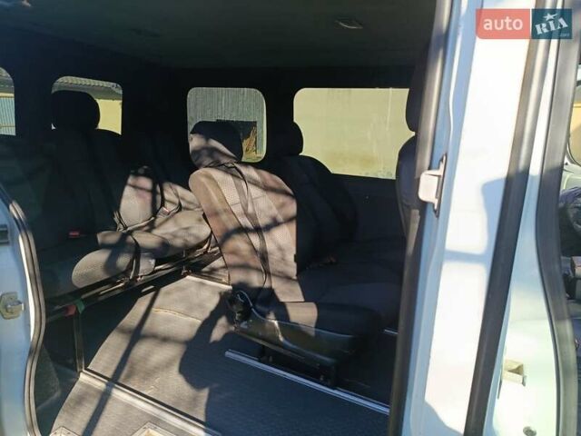 Белый Опель Виваро, объемом двигателя 1.9 л и пробегом 323 тыс. км за 5500 $, фото 2 на Automoto.ua