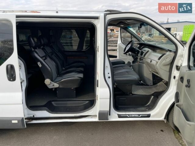 Белый Опель Виваро, объемом двигателя 1.87 л и пробегом 310 тыс. км за 7888 $, фото 35 на Automoto.ua