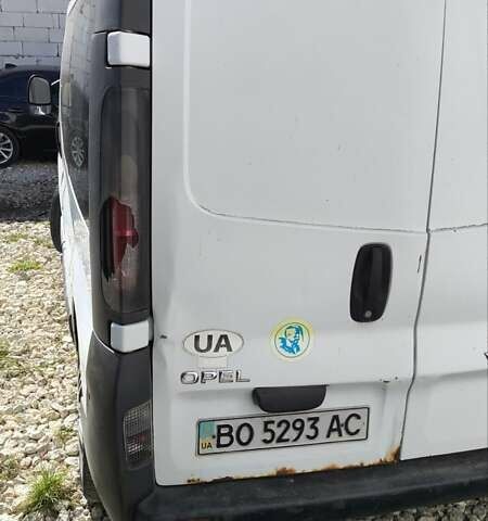 Білий Опель Віваро, об'ємом двигуна 1.9 л та пробігом 449 тис. км за 5500 $, фото 9 на Automoto.ua