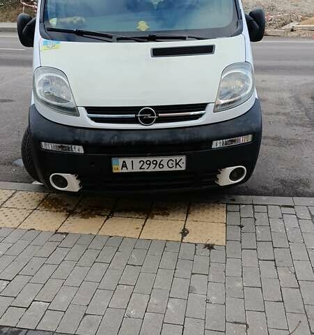 Білий Опель Віваро, об'ємом двигуна 1.9 л та пробігом 340 тис. км за 5300 $, фото 14 на Automoto.ua