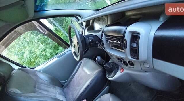 Білий Опель Віваро, об'ємом двигуна 1.9 л та пробігом 315 тис. км за 5600 $, фото 7 на Automoto.ua