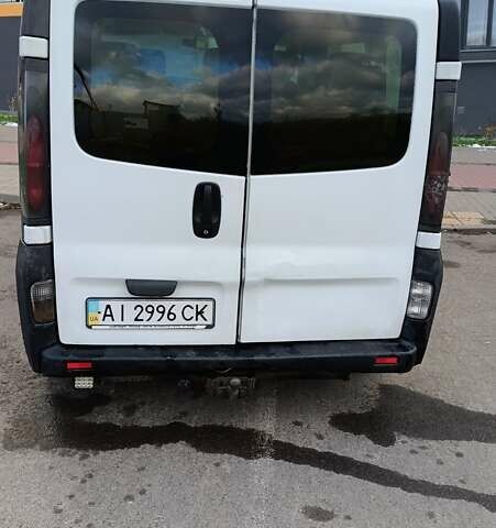 Білий Опель Віваро, об'ємом двигуна 1.9 л та пробігом 340 тис. км за 5300 $, фото 11 на Automoto.ua