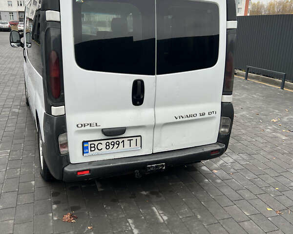 Білий Опель Віваро, об'ємом двигуна 1.9 л та пробігом 390 тис. км за 5850 $, фото 4 на Automoto.ua