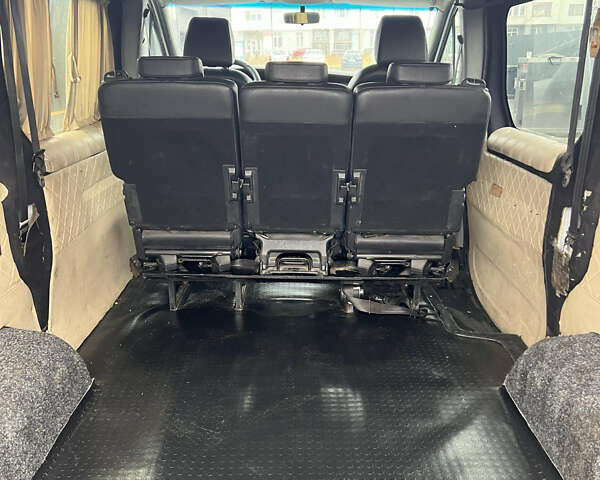 Білий Опель Віваро, об'ємом двигуна 1.9 л та пробігом 390 тис. км за 5850 $, фото 17 на Automoto.ua