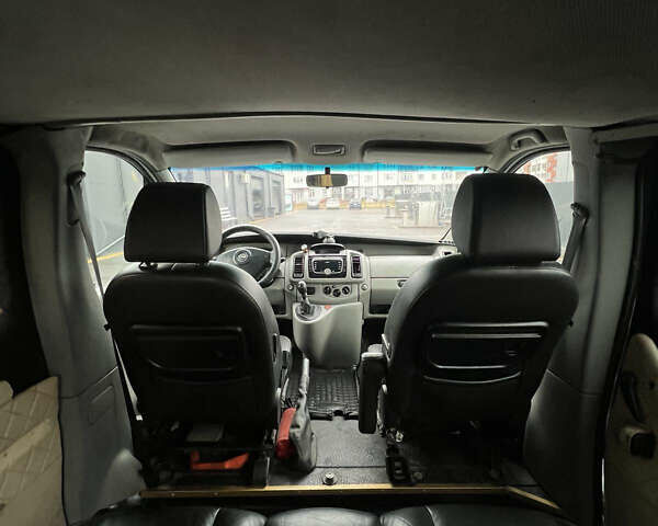 Білий Опель Віваро, об'ємом двигуна 1.9 л та пробігом 390 тис. км за 5850 $, фото 22 на Automoto.ua