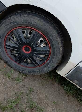 Білий Опель Віваро, об'ємом двигуна 1.9 л та пробігом 315 тис. км за 5600 $, фото 9 на Automoto.ua