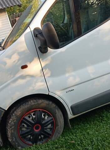 Білий Опель Віваро, об'ємом двигуна 1.9 л та пробігом 315 тис. км за 5600 $, фото 4 на Automoto.ua