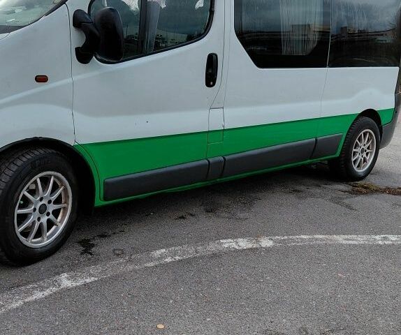 Білий Опель Віваро, об'ємом двигуна 1.9 л та пробігом 323 тис. км за 6800 $, фото 4 на Automoto.ua