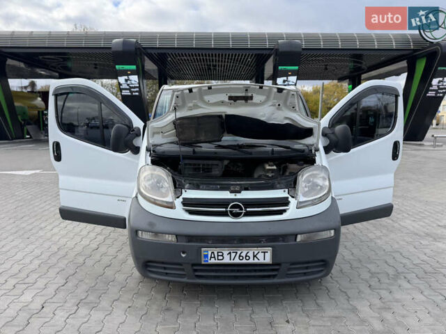 Белый Опель Виваро, объемом двигателя 1.87 л и пробегом 275 тыс. км за 6750 $, фото 11 на Automoto.ua