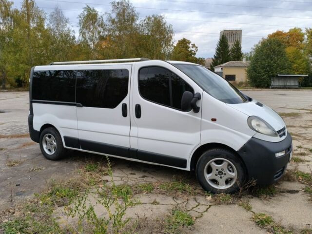 Белый Опель Виваро, объемом двигателя 1.9 л и пробегом 381 тыс. км за 6900 $, фото 2 на Automoto.ua