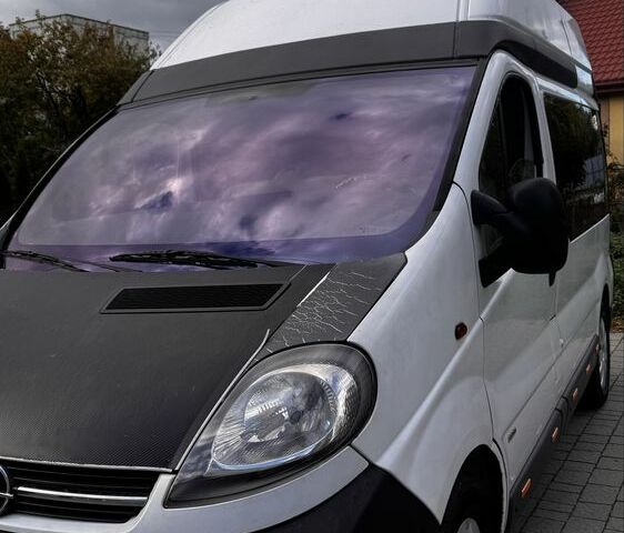 Білий Опель Віваро, об'ємом двигуна 1.9 л та пробігом 340 тис. км за 6000 $, фото 16 на Automoto.ua
