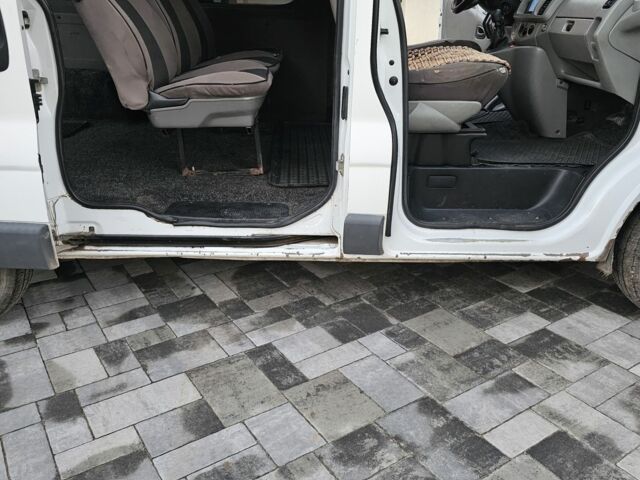 Білий Опель Віваро, об'ємом двигуна 0 л та пробігом 263 тис. км за 6000 $, фото 7 на Automoto.ua