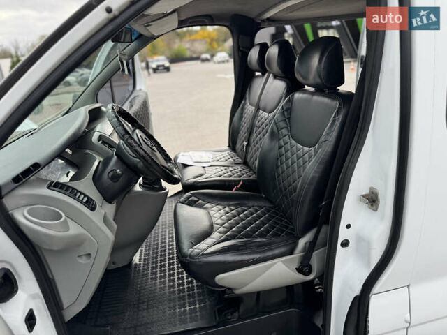 Белый Опель Виваро, объемом двигателя 1.87 л и пробегом 275 тыс. км за 6750 $, фото 24 на Automoto.ua