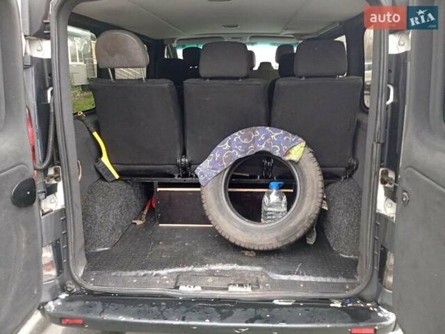 Белый Опель Виваро, объемом двигателя 1.9 л и пробегом 310 тыс. км за 6500 $, фото 9 на Automoto.ua