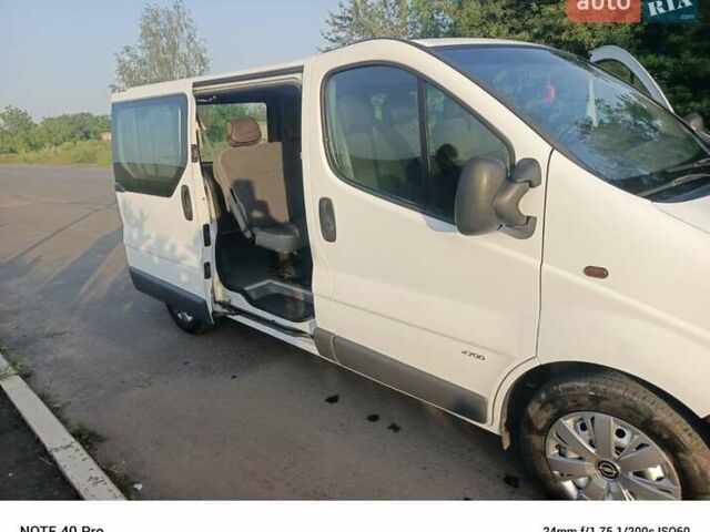 Белый Опель Виваро, объемом двигателя 1.87 л и пробегом 340 тыс. км за 6700 $, фото 7 на Automoto.ua