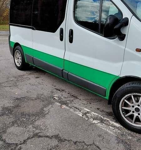 Белый Опель Виваро, объемом двигателя 1.9 л и пробегом 323 тыс. км за 6800 $, фото 6 на Automoto.ua