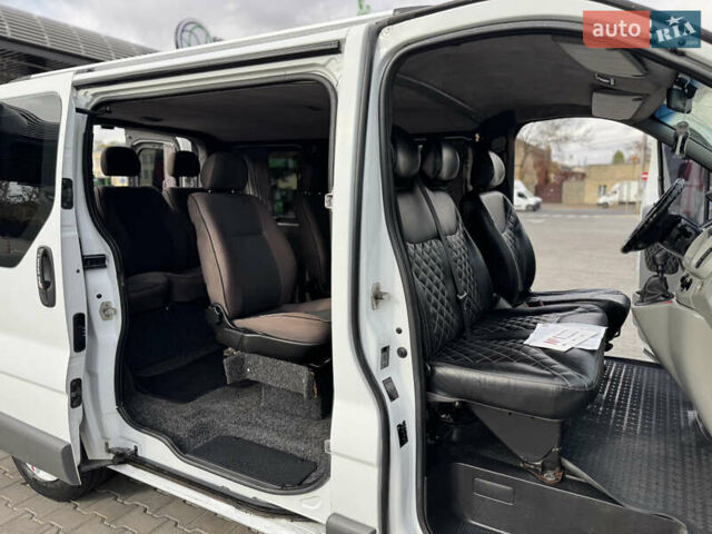 Белый Опель Виваро, объемом двигателя 1.87 л и пробегом 275 тыс. км за 6750 $, фото 28 на Automoto.ua