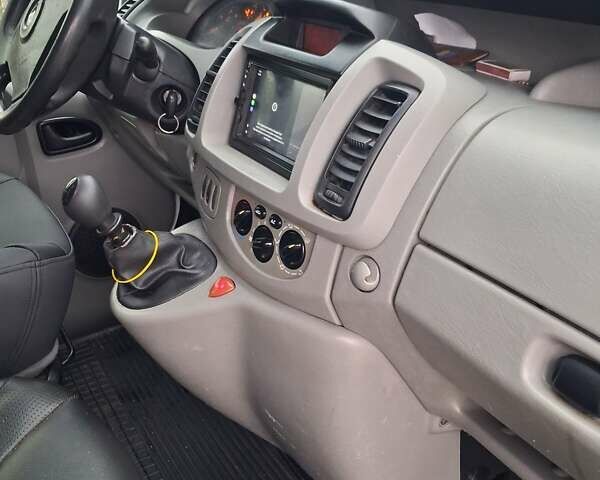 Белый Опель Виваро, объемом двигателя 1.87 л и пробегом 350 тыс. км за 7300 $, фото 22 на Automoto.ua