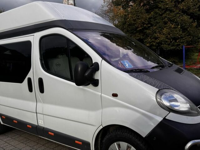 Білий Опель Віваро, об'ємом двигуна 1.9 л та пробігом 340 тис. км за 6000 $, фото 7 на Automoto.ua